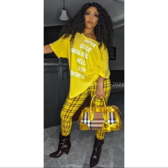 Super Sunny Callie: Swagalistic Hella Sexy Graphic Tee - Picture 15 of 17